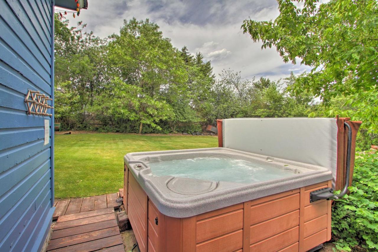 Cozy Home With Hot Tub Half Mi To Salmon River! Eksteriør billede