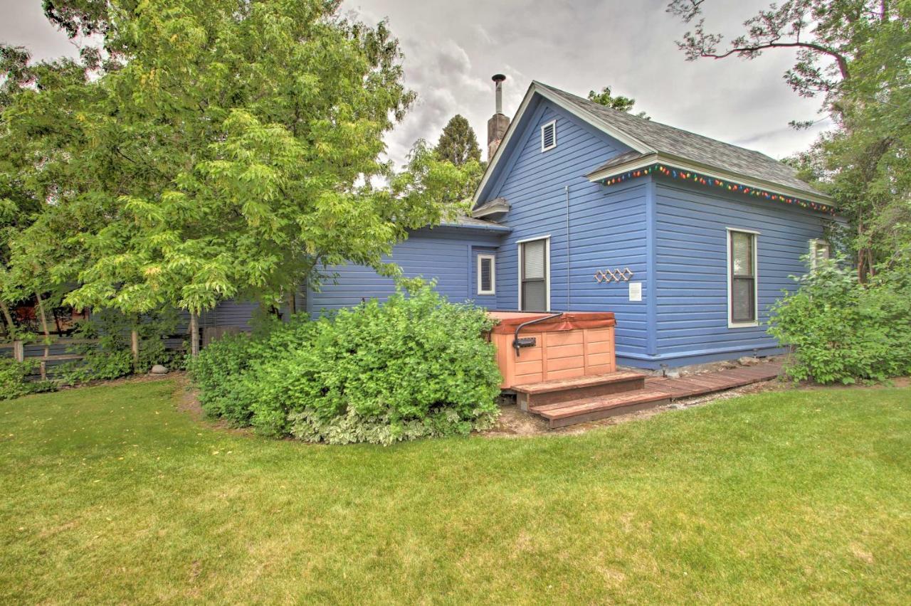 Cozy Home With Hot Tub Half Mi To Salmon River! Eksteriør billede