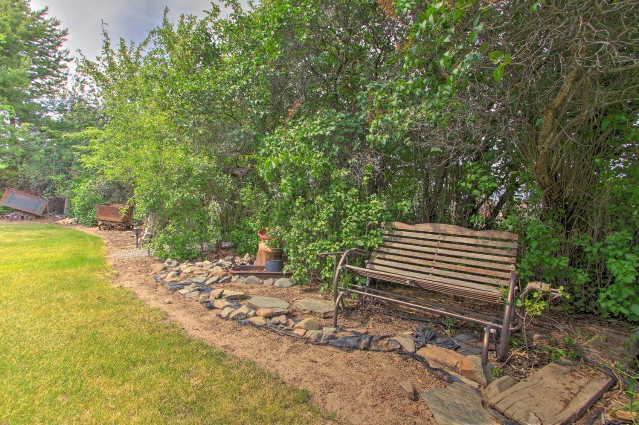 Cozy Home With Hot Tub Half Mi To Salmon River! Eksteriør billede